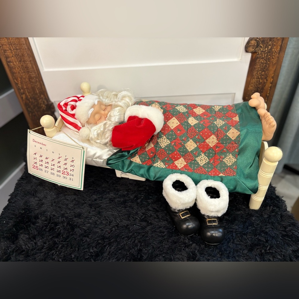 Vintage Animated Sleeping Santa Decor – Plug-In Christmas Holiday Display